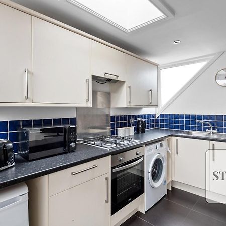 Cosy Apartment In Moulsham, Long Stays Welcome Chelmsford Exterior foto